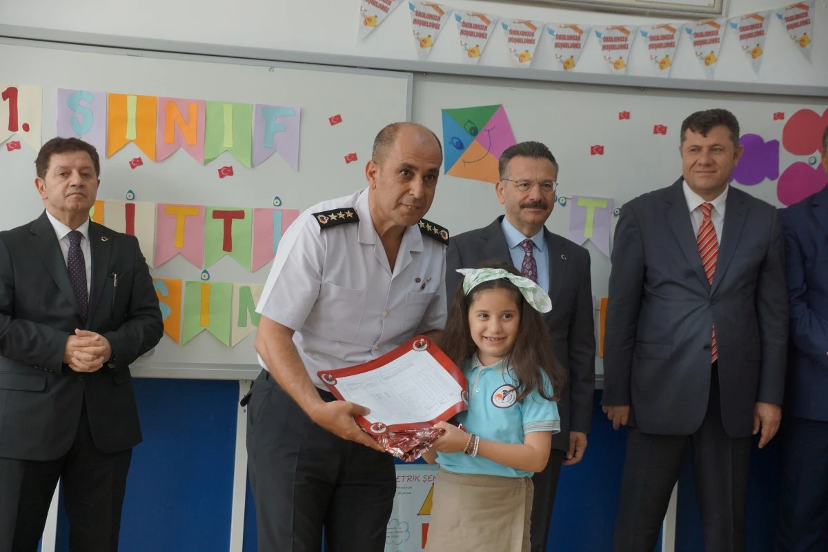 Aydın’da 189 bin 694 öğrenci karne sevinci yaşadı