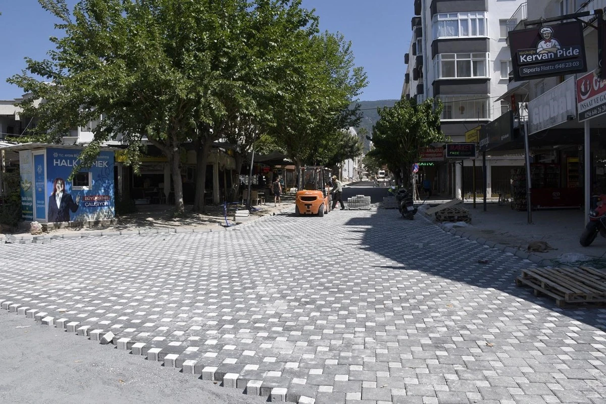 Güzelçamlı Mahallesi'nde çalışmalar sürüyor