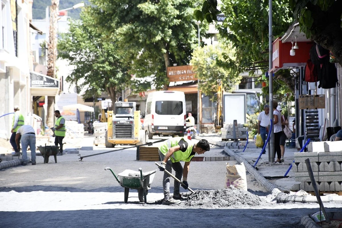 Güzelçamlı Mahallesi'nde çalışmalar sürüyor