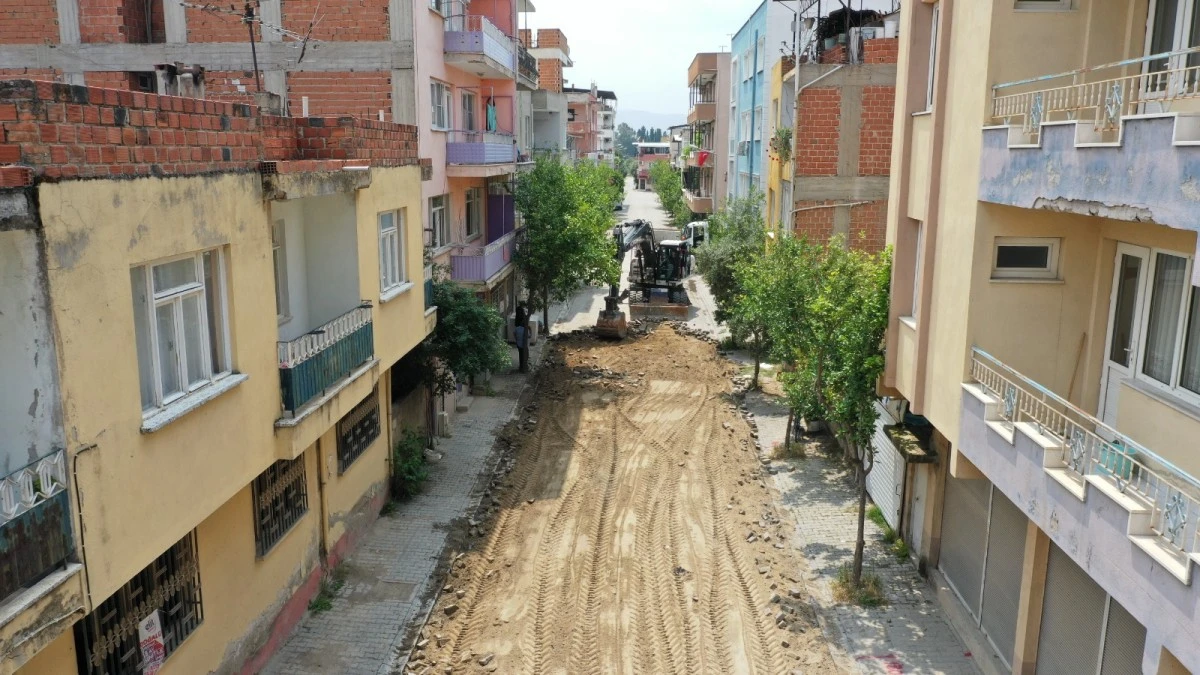 AYDIN BÜYÜKŞEHİR BELEDİYESİ ÇİNE’NİN YOLLARINI YENİLİYOR