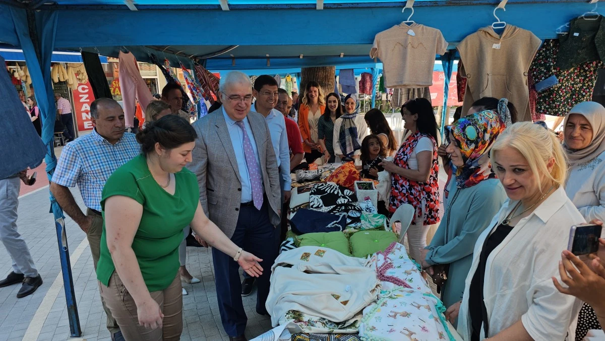 Nazilli’de aile sosyal destek merkezi ve sergi açılışı yapıldı