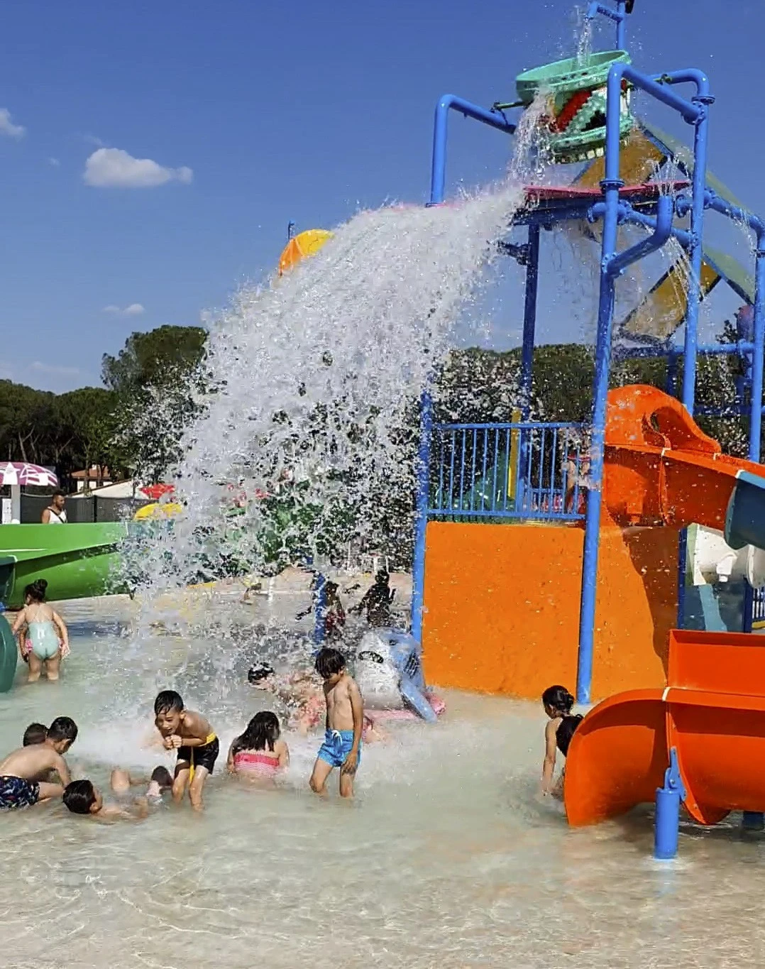 Aydın Tekstil Park çocuklara aquaparkıyla da eğlence sunuyor