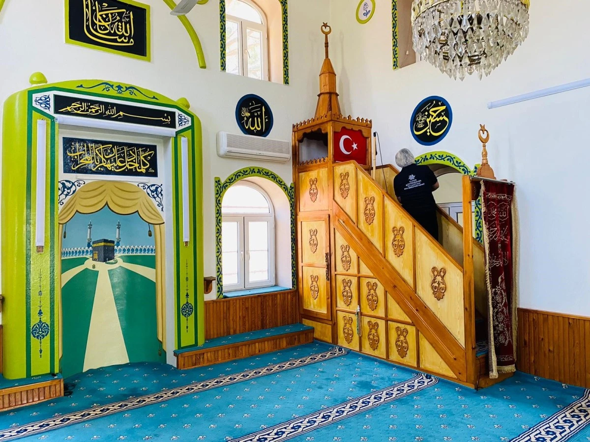 Aydın&rsquo;da camiler bayrama hazır