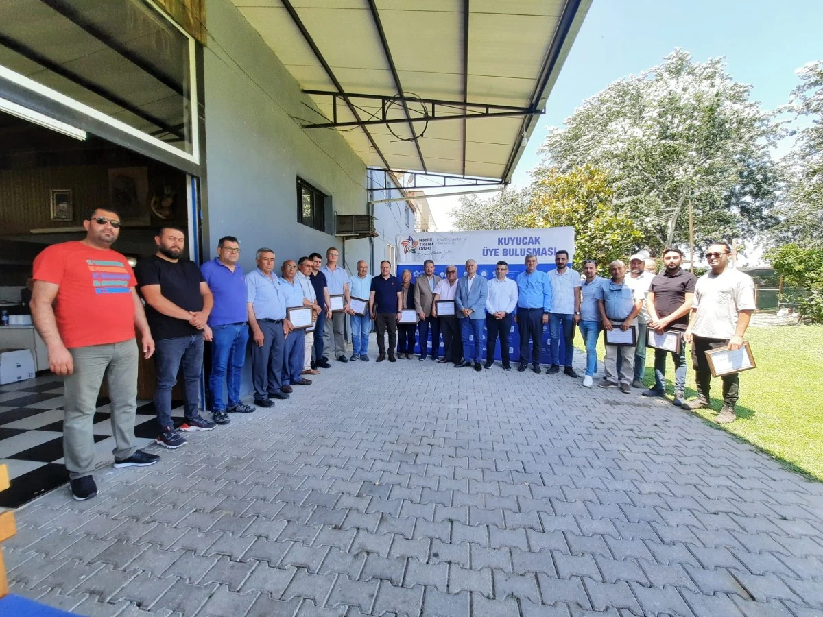 Kuyucak’ta Nazilli Ticaret Odası Üye Buluşma Toplantısı yapıldı