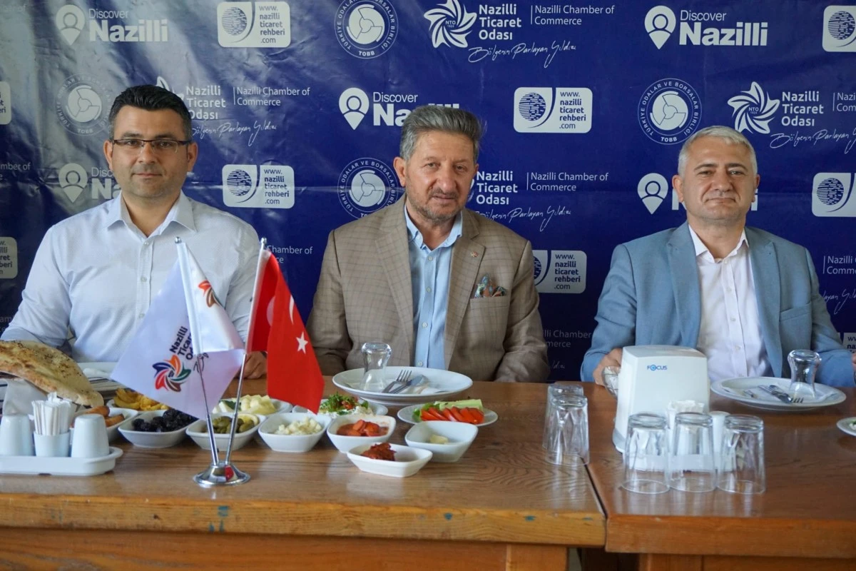 Kuyucak’ta Nazilli Ticaret Odası Üye Buluşma Toplantısı yapıldı