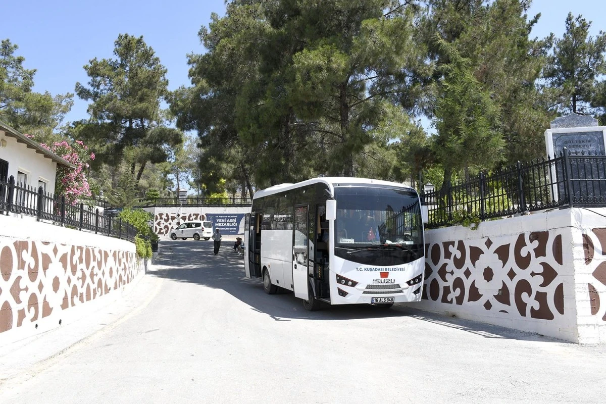 Kuşadası Belediyesi&rsquo;nden &uuml;cretsiz ulaşım hizmeti