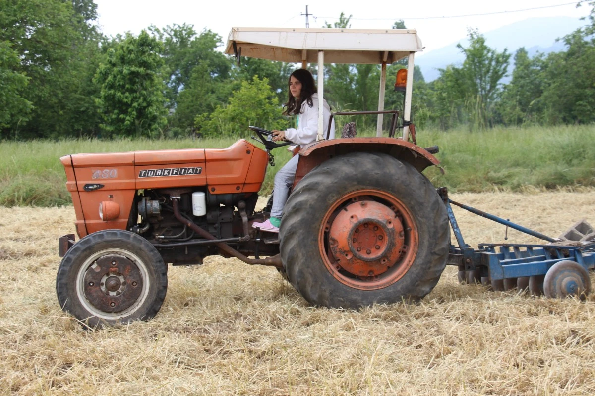 14 yaşındaki Rümeysa'nın becerisi görenleri şaşırtıyor