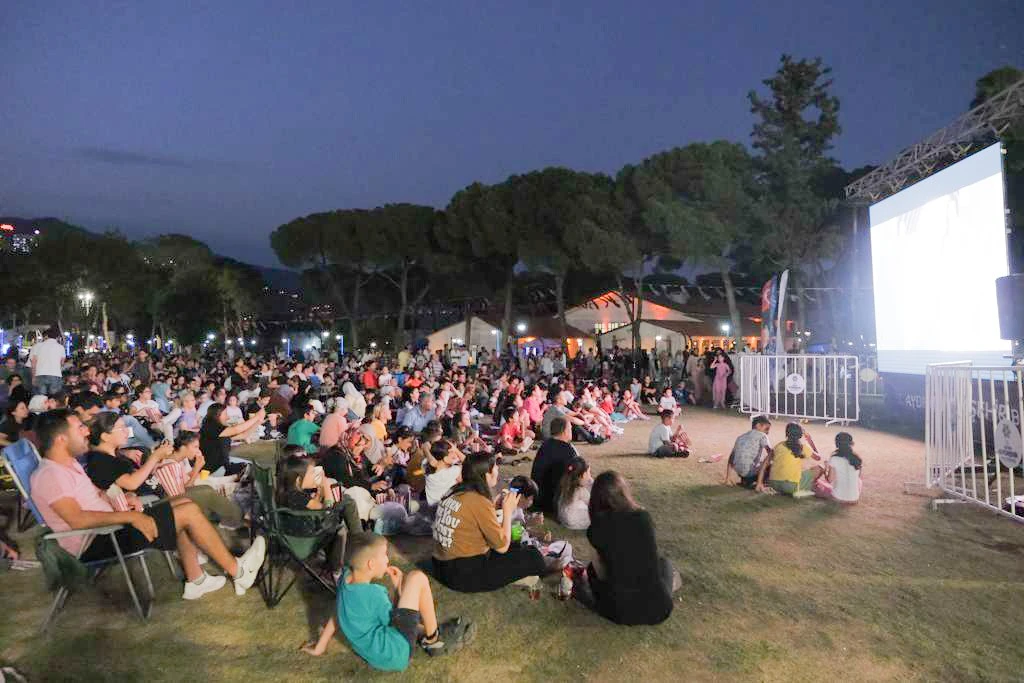 Aydın Tekstil Park'ta sinema geceleri başladı