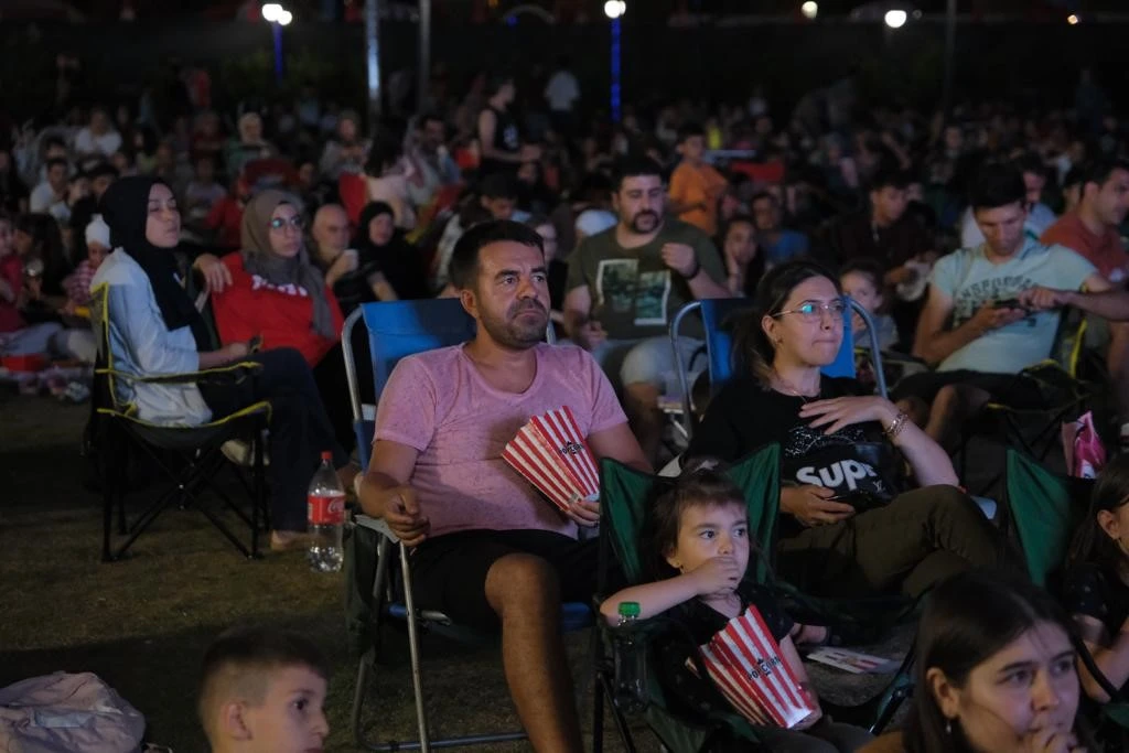 Aydın Tekstil Park'ta sinema geceleri başladı