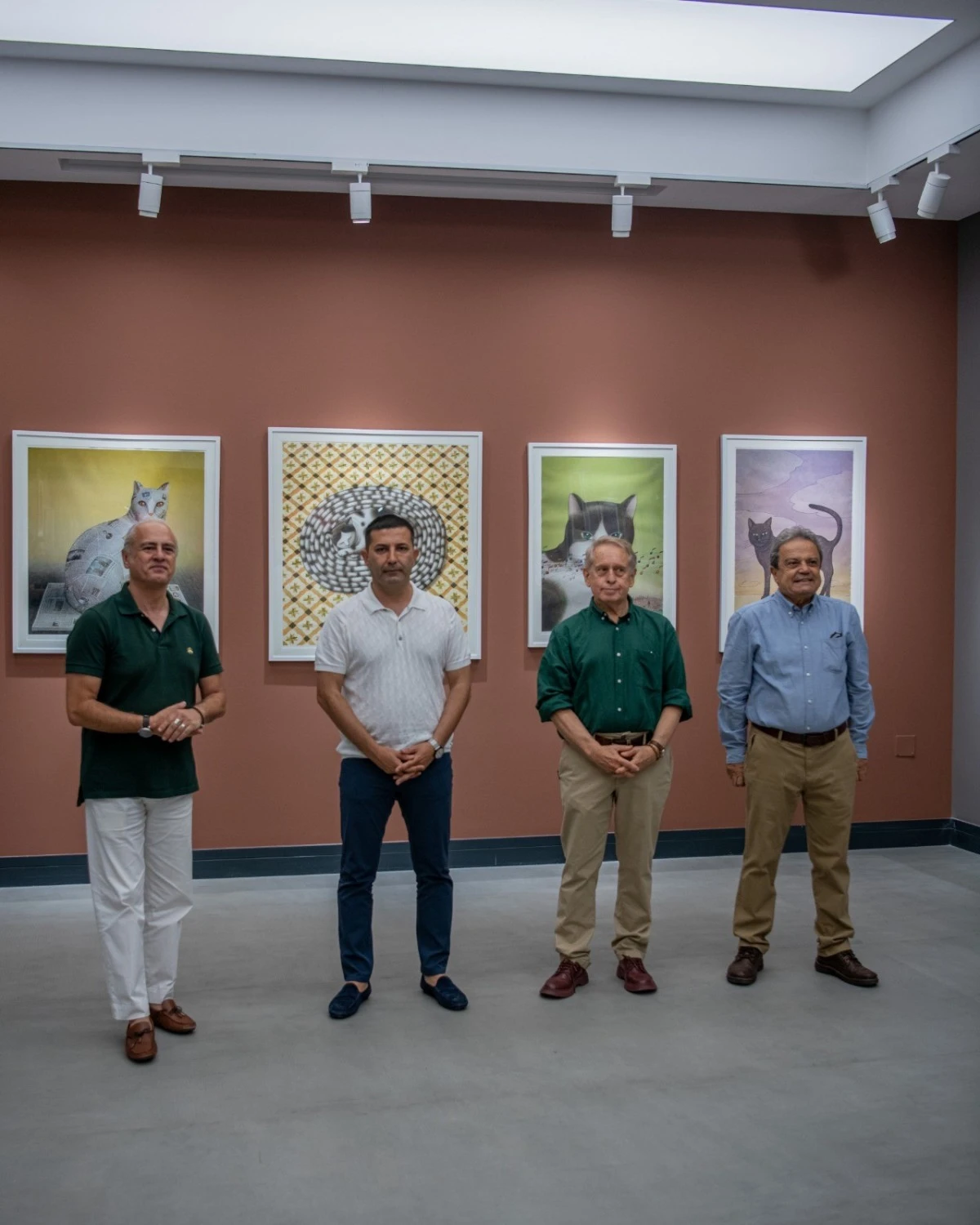 Kuşadası'nda 'Benim Kedilerim' Sergisi açıldı