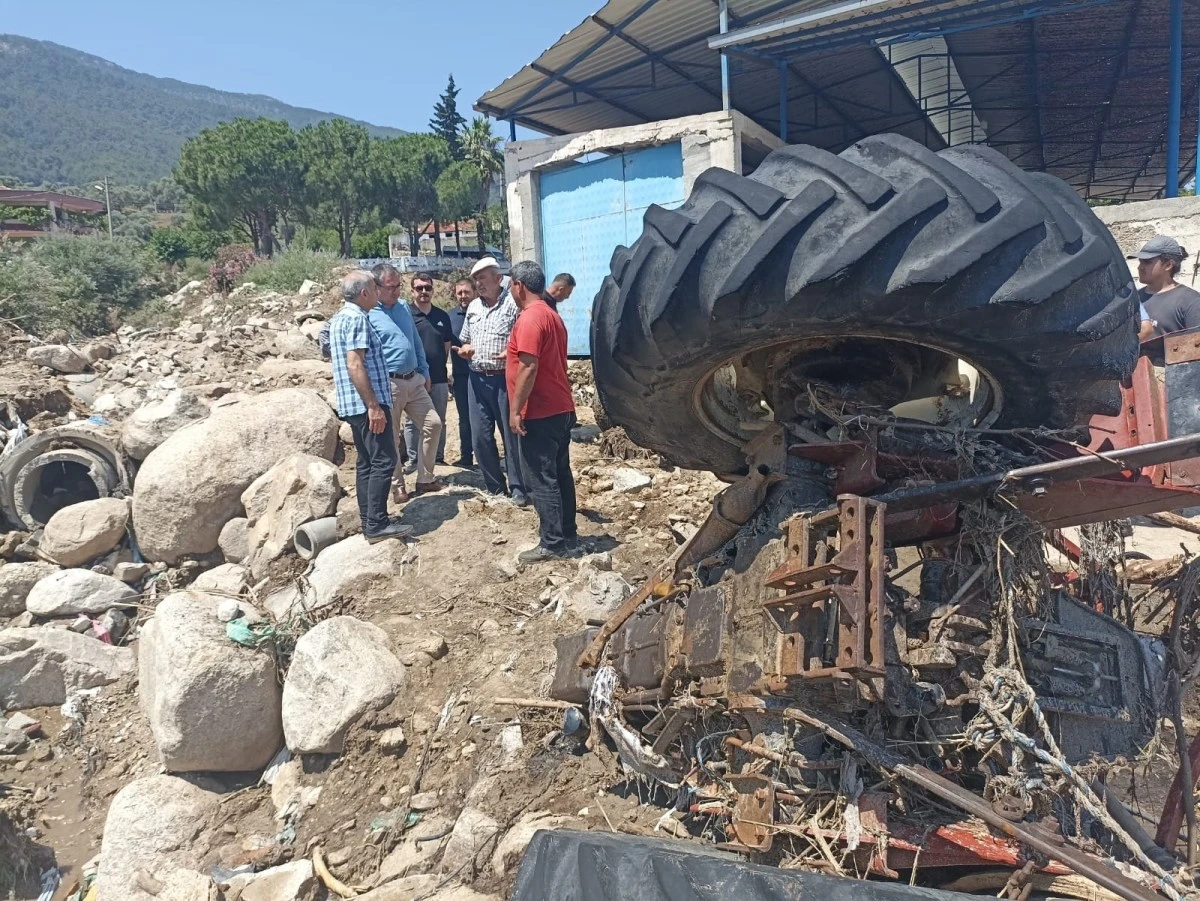 EVRİM KARAKOZ ÇİNE’DE SEL BÖLGESİNDE