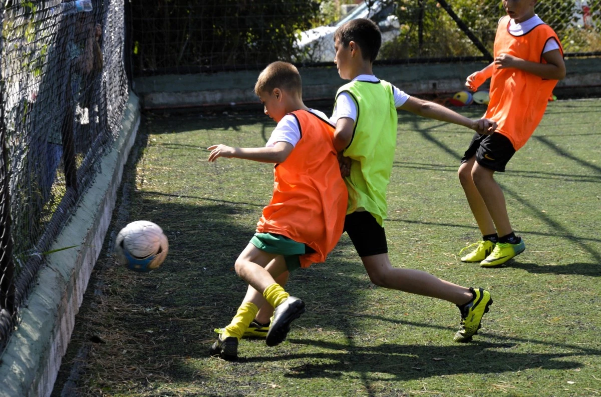 Geleceğin futbolcuları Çine'de yetişiyor