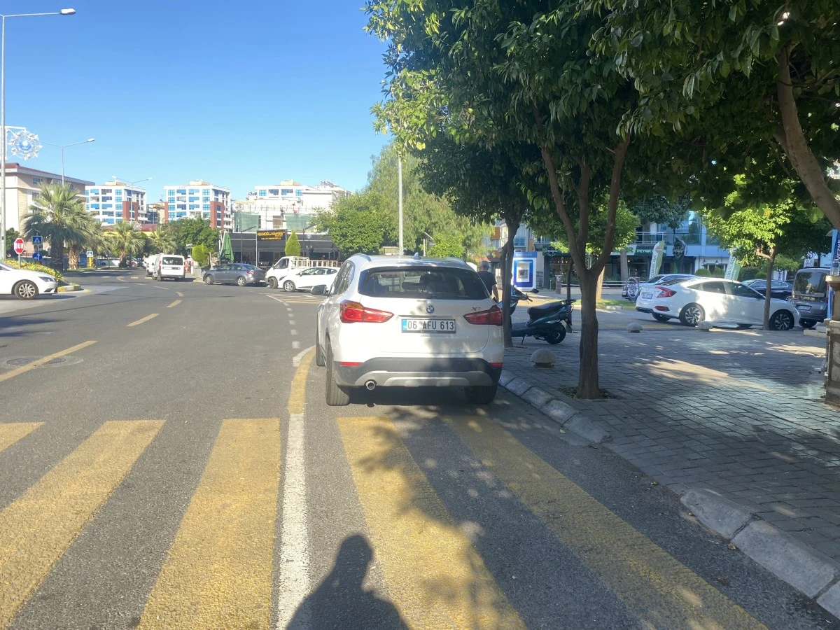 Aydın'da iki otomobil çarpıştı: 2 yaralı