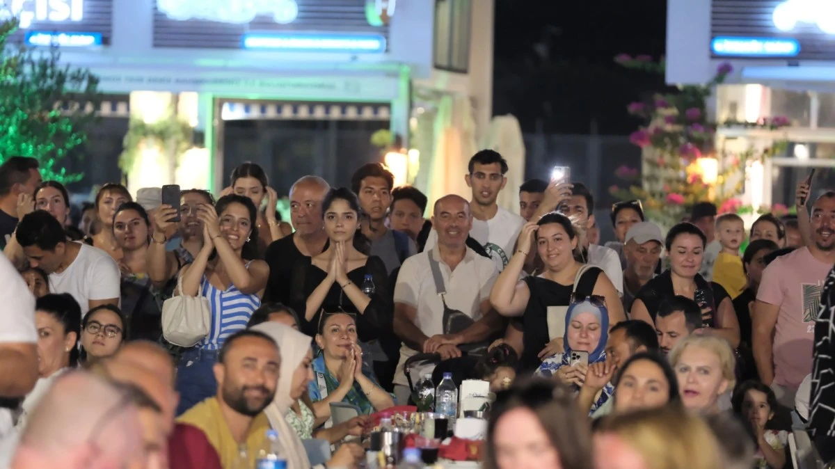 Aydın Büyükşehir Belediyesi'nden Kuşadası'nda yaz konseri
