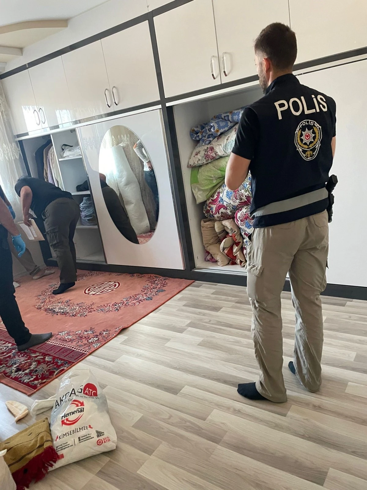 Dolandırıcı şebekesi Aydın&rsquo;da &ccedil;&ouml;kertildi