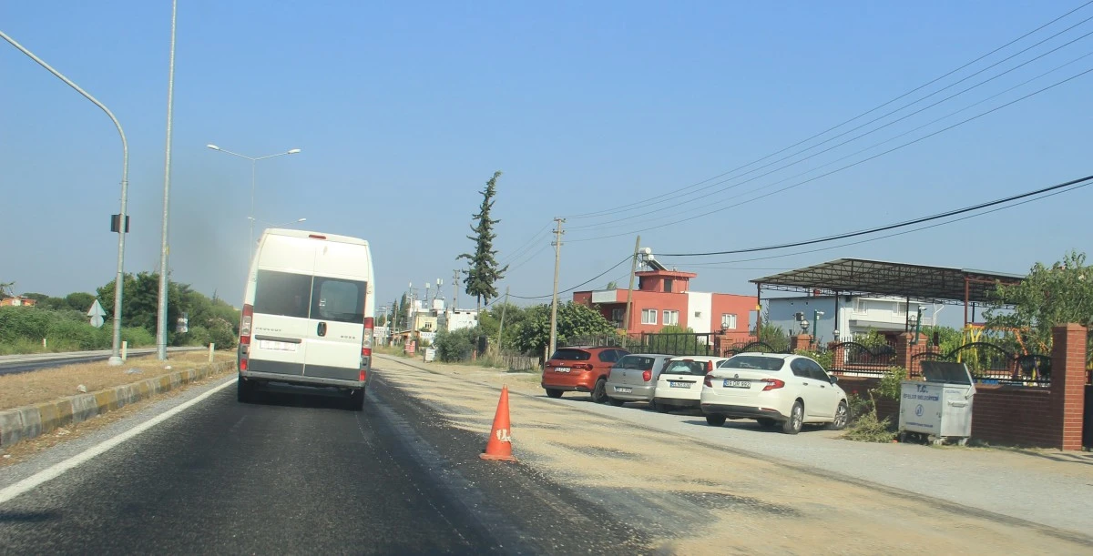 Aydın&rsquo;da etkili olan &ccedil;&ouml;l sıcakları asfalt eritti