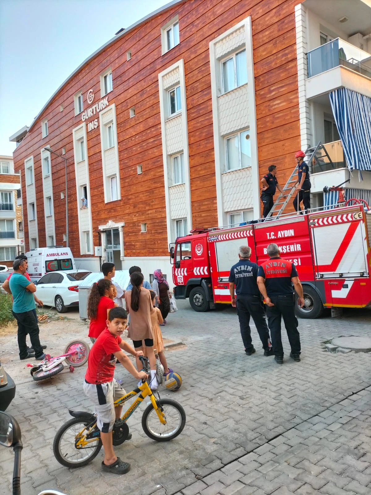 Kadın ve Oğlundan Haber Alınamadı, Ekipler Teyakkuza Geçti
