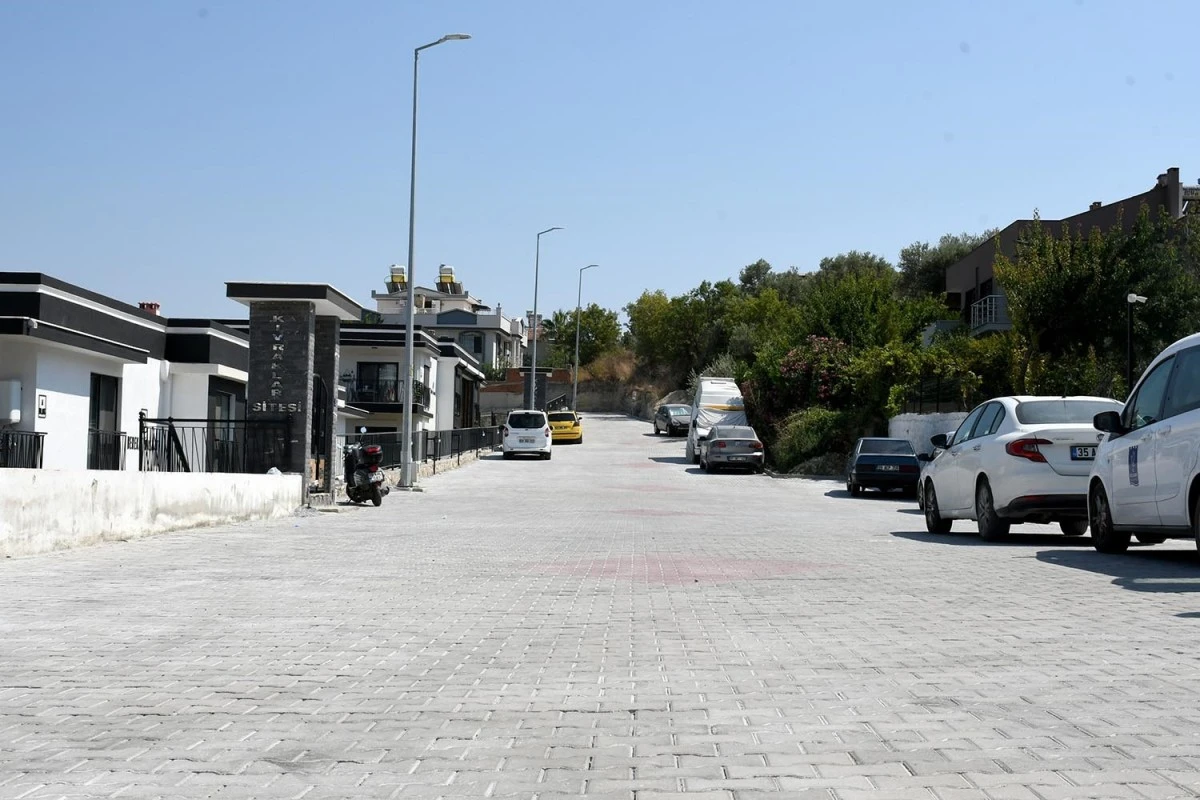 Kadınlar Denizi Mahallesi’nde 44 bin metrekarelik yol yenileniyor