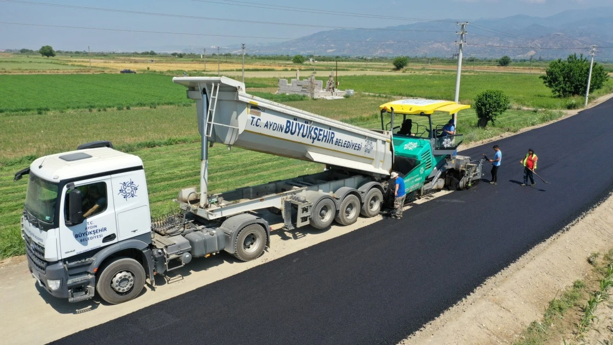 AYDIN BÜYÜKŞEHİR BELEDİYESİ YOL YAPIM ÇALIŞMALARINI SÜRDÜRÜYOR