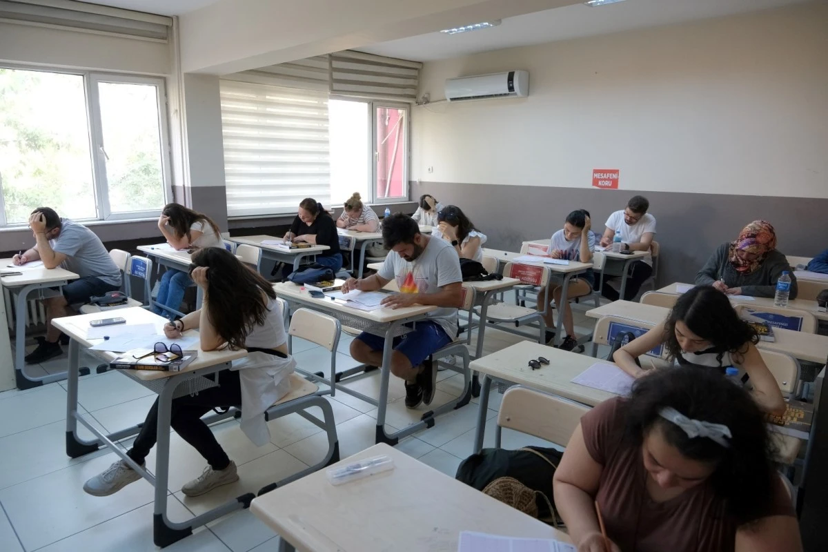 AYDIN BÜYÜKŞEHİR BELEDİYESİ HIZLANDIRILMIŞ KPSS KURSUNA YOĞUN İLGİ