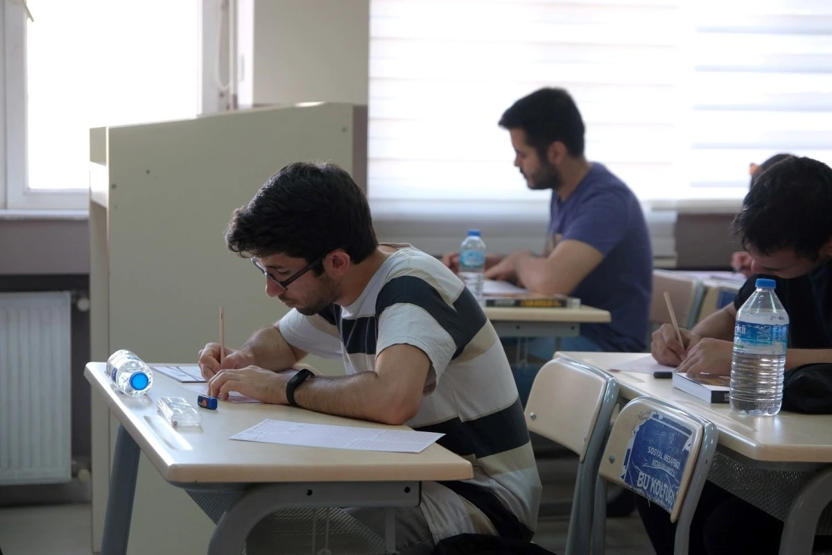 AYDIN BÜYÜKŞEHİR BELEDİYESİ HIZLANDIRILMIŞ KPSS KURSUNA YOĞUN İLGİ