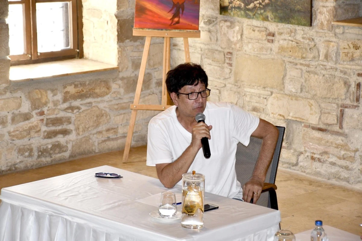 İbramaki Sanat Galerisi Oyuncu Uygur’u ağırladı