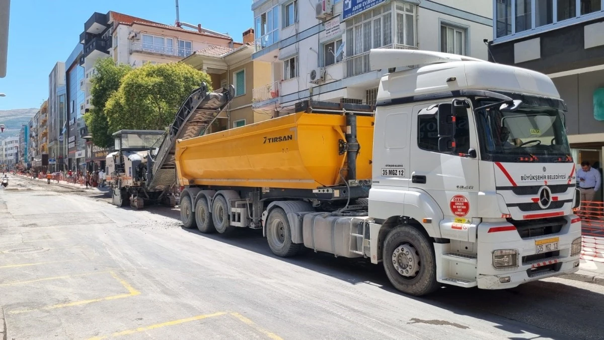 Söke'nin yolları yenileniyor
