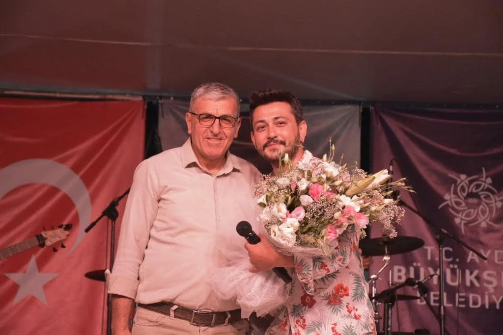Aydın Büyükşehir Belediyesi'nden, Akbük'te 'Yaza Merhaba' konseri