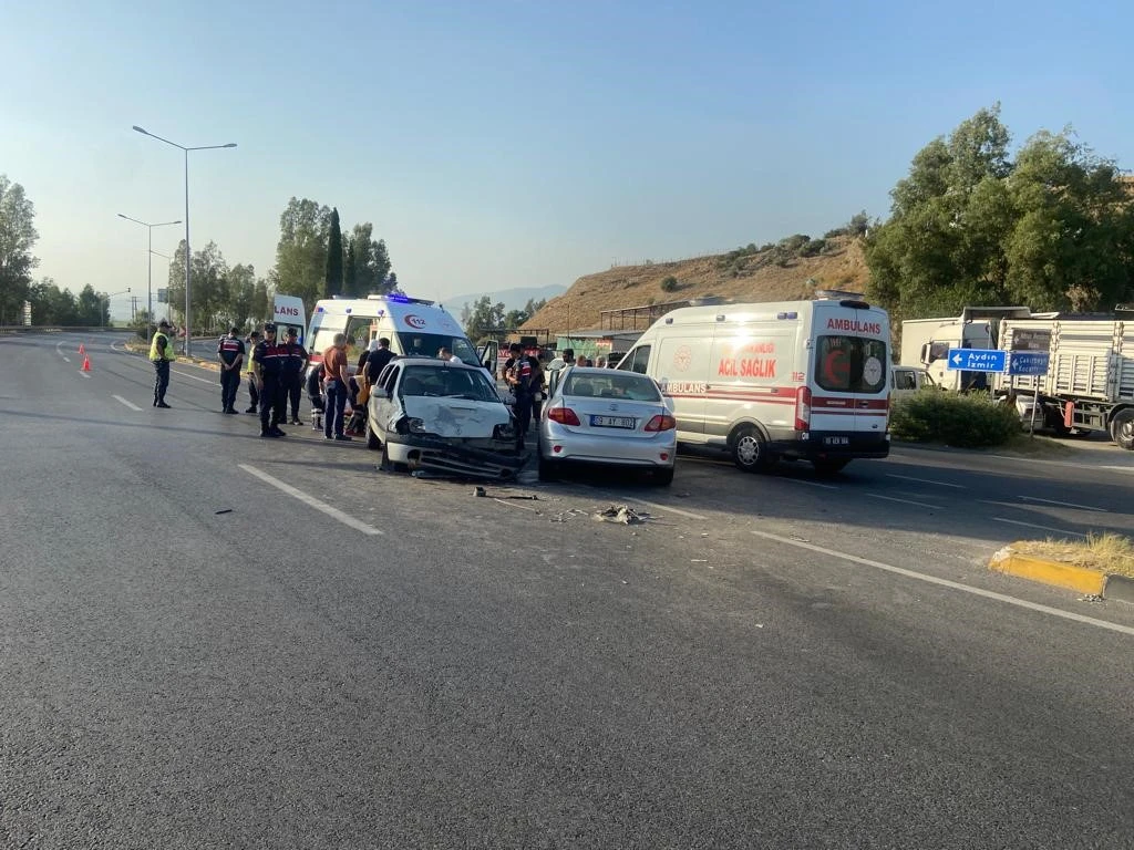 Çakırbeyli Kavşağı'nda kaza 3 yaralı