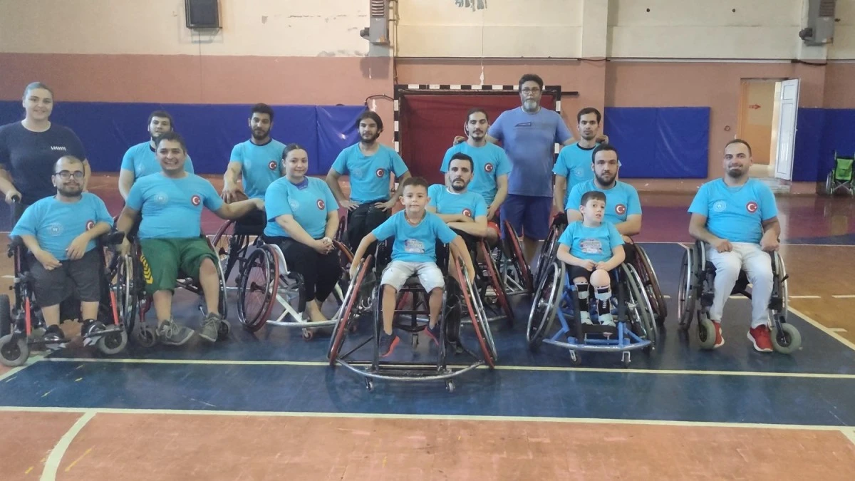 Engelsiz Spor Okulları gençlere spor yapma imkanı sağlıyor