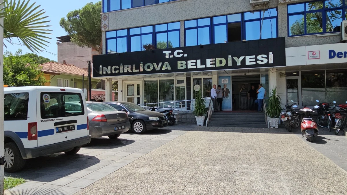 Nazilli Belediyesi'nden İncirliova Belediyesi'ne otobüs hibesi