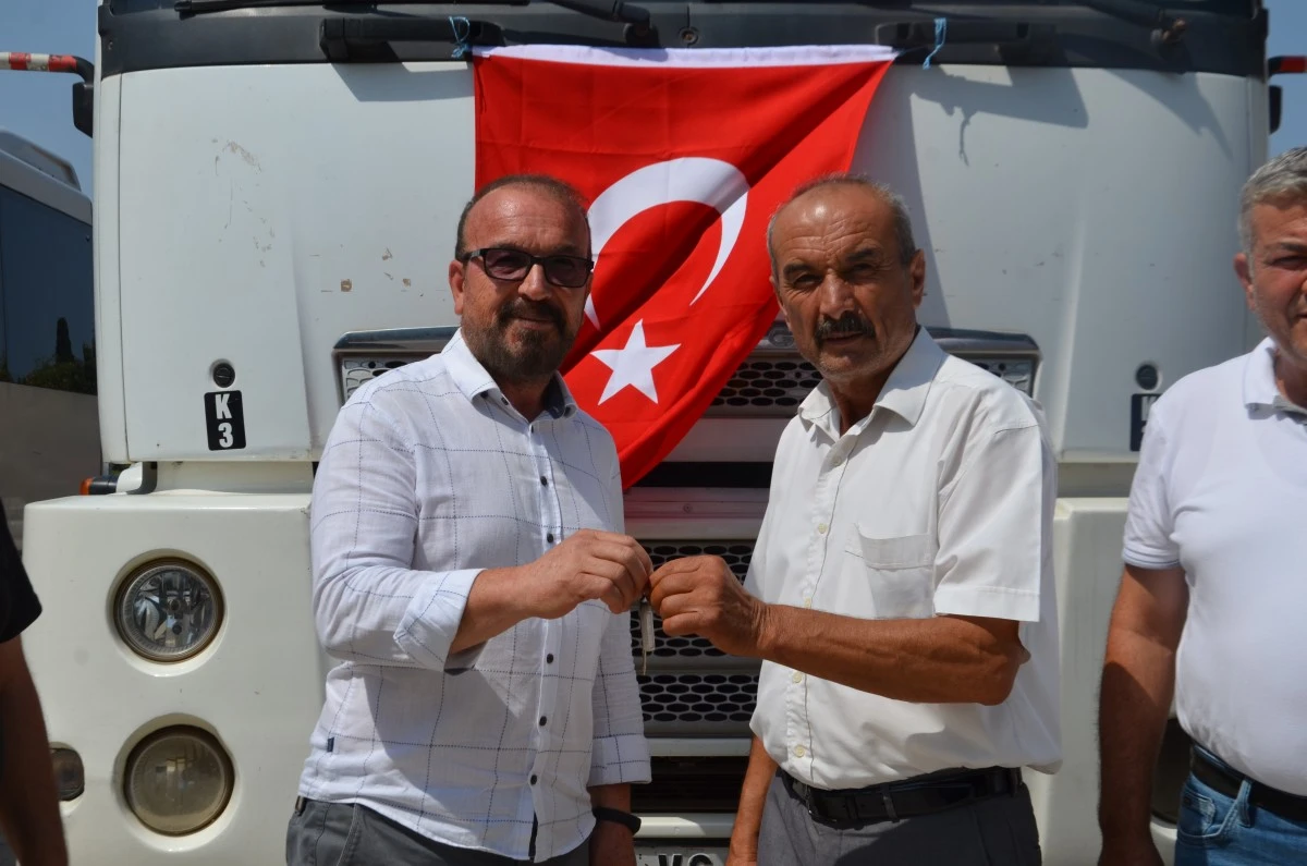 Koçarlı Belediyesi, İncirliova Belediyesi'ne kamyon tahsis etti