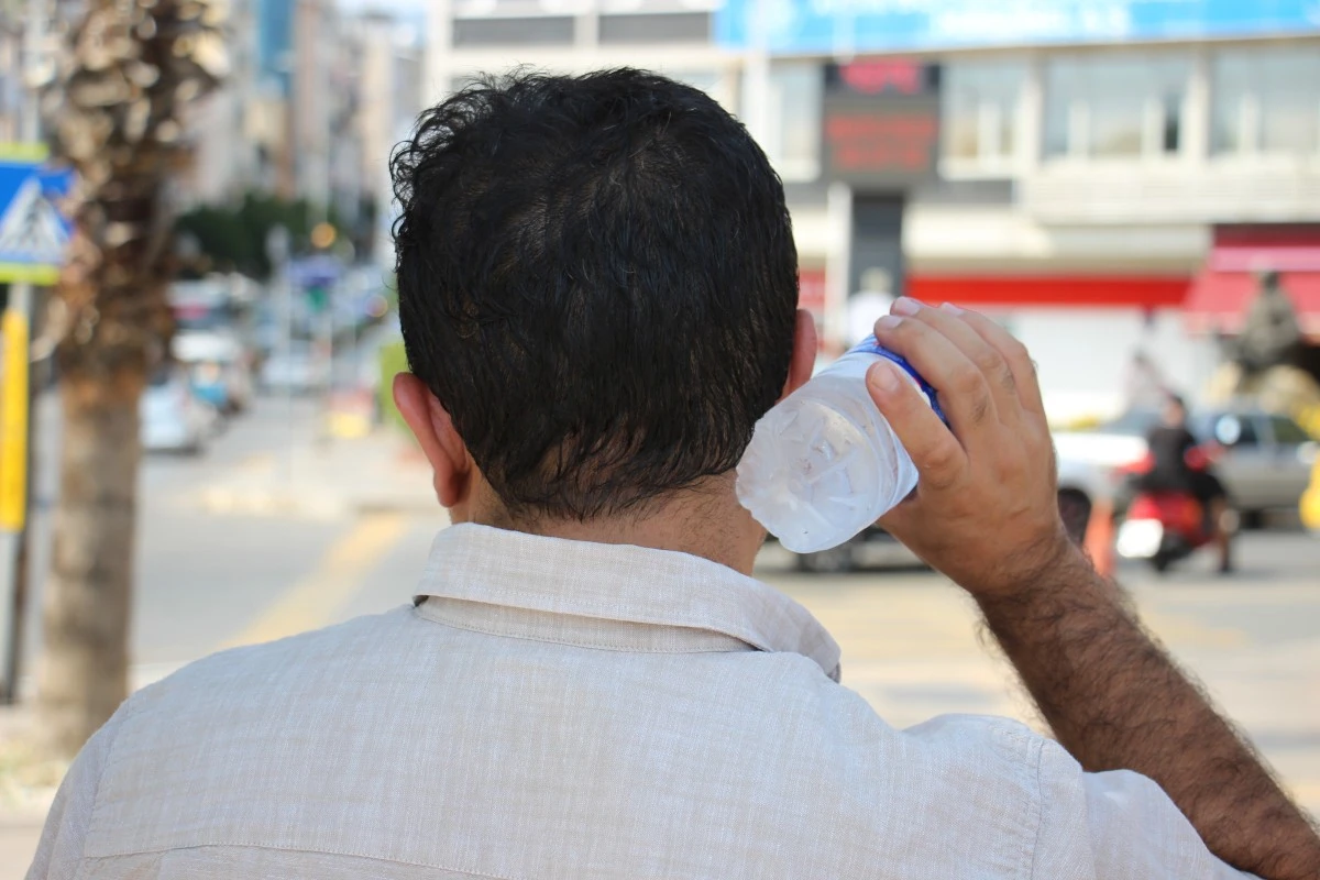 Aydın en sıcak gününü yaşadı, termometreler 44 dereceyi gördü