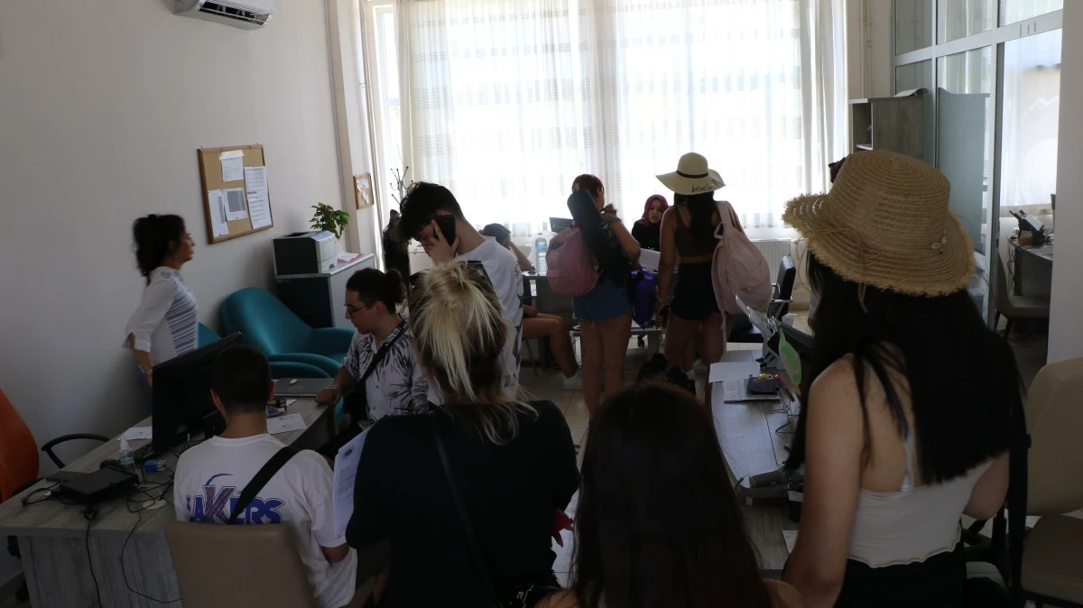 Seyahatsever gençler, Aydın’ı keşfediyor