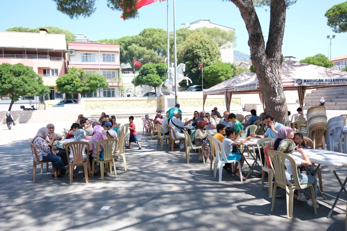 Kuyucak Belediyesi'nden 5 bin kişilik aşure hayrı