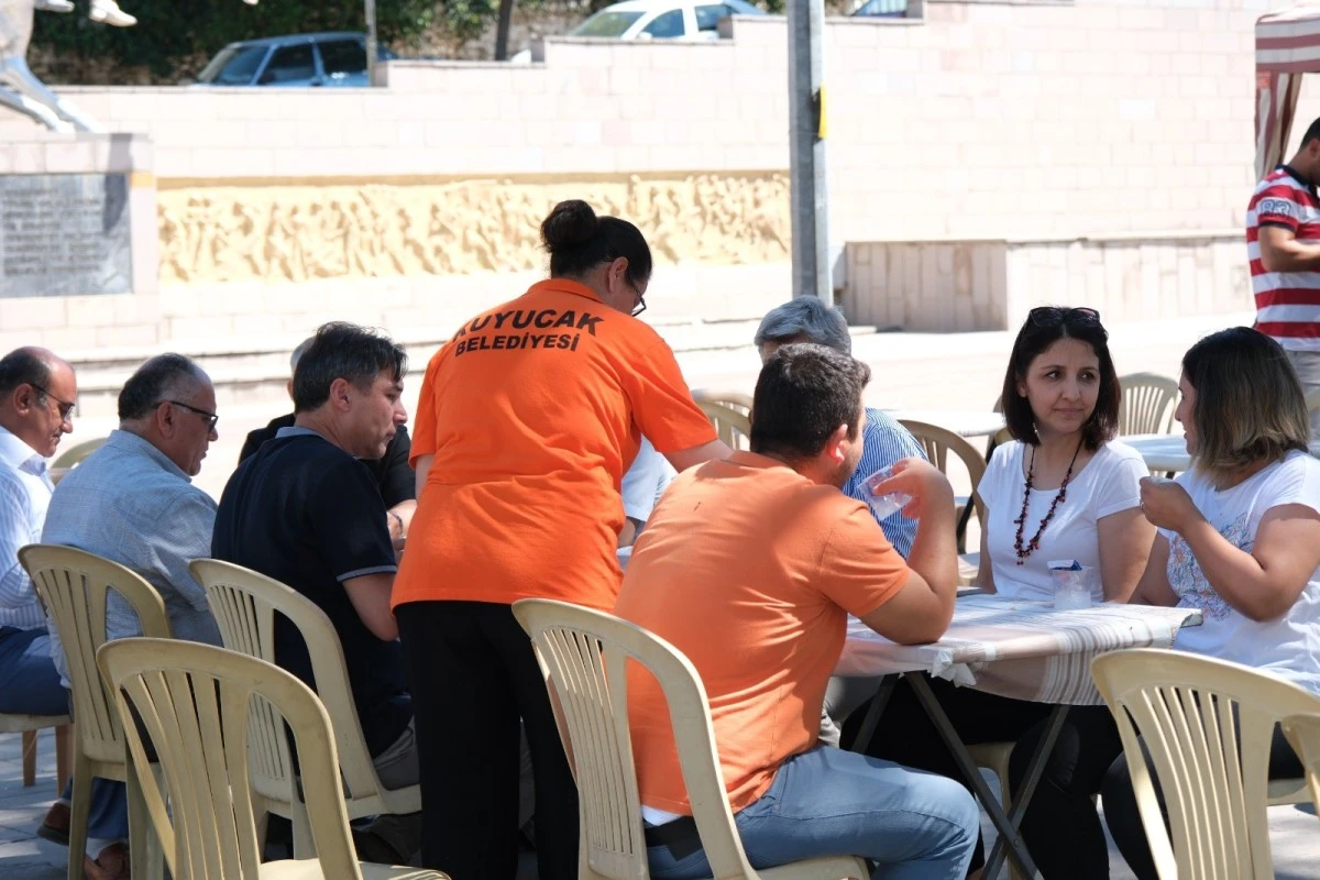 Kuyucak Belediyesi'nden 5 bin kişilik aşure hayrı