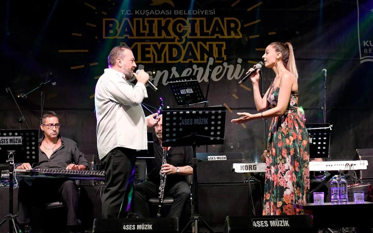 Kuşadası’nda Yeşilçam şarkıları yankılandı