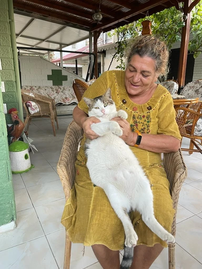 Otomobilin çarptığı yaşlı kadın hayatını kaybetti: O anlar kameralara yansıdı
