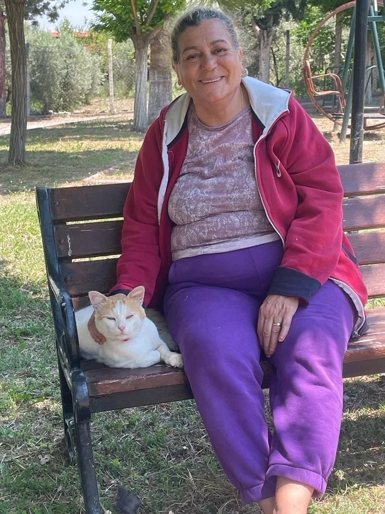 Otomobilin çarptığı yaşlı kadın hayatını kaybetti: O anlar kameralara yansıdı