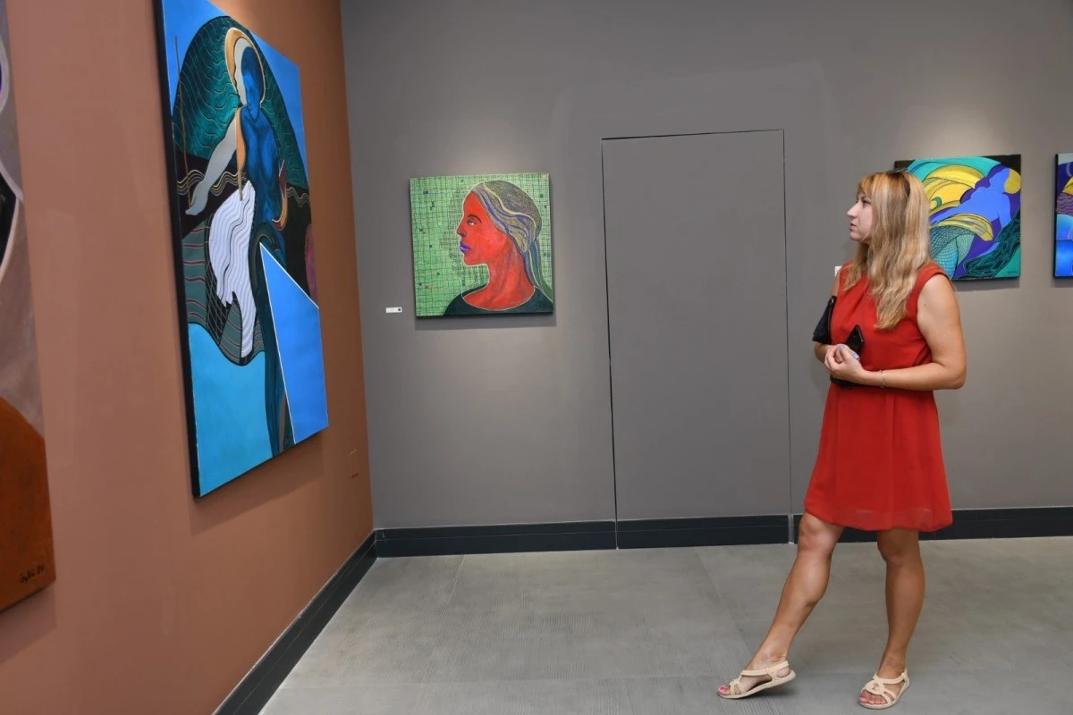 Ada Modern Sanat Galerisi, sergiye ev sahipliği yapıyor