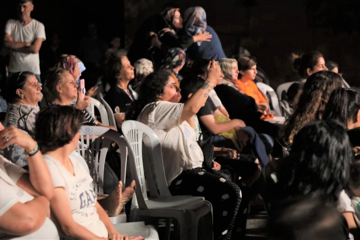 Büyükşehir’in Çeştepe’deki konseri yoğun ilgi gördü