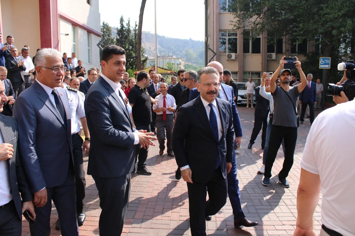 Vali Aksoy, Aydın'dan alkışlarla uğurlandı
