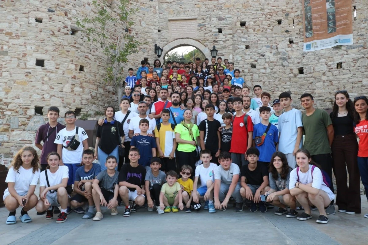 Aydın'da badmintonun yıldızları parlıyor