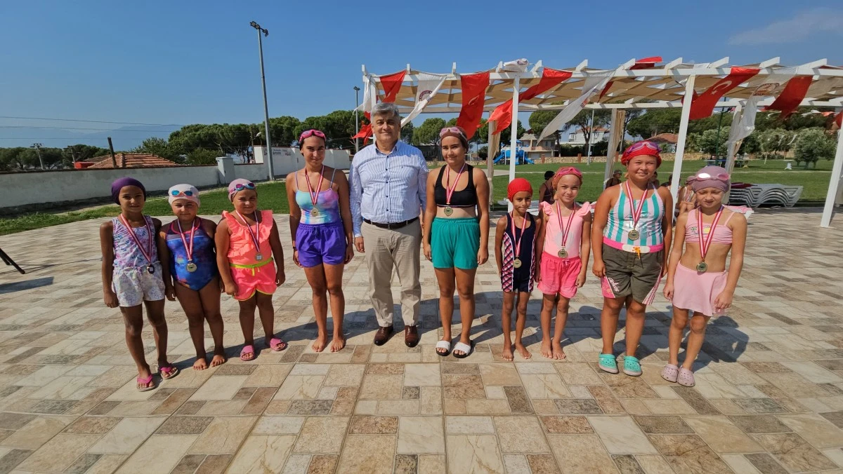 Kuyucak’ta yüzme yarışları düzenlendi