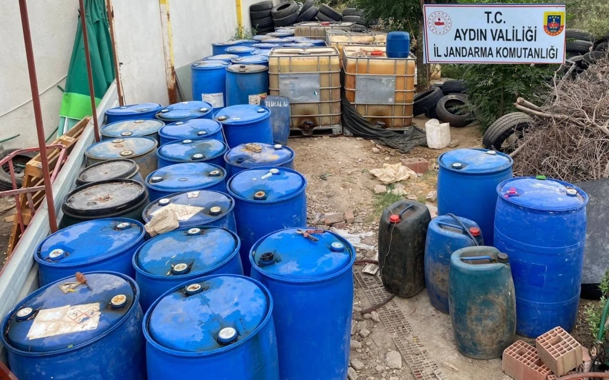 Aydın'da 21 ton 876 litre ka&ccedil;ak akaryakıt ele ge&ccedil;irildi