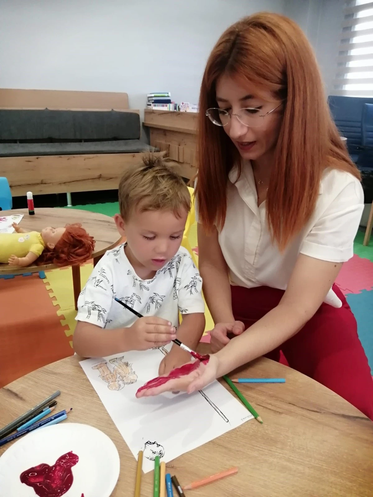 Kuşadası Anne Baba Çocuk Merkezi’nde Zafer Bayramı coşkusu yaşandı