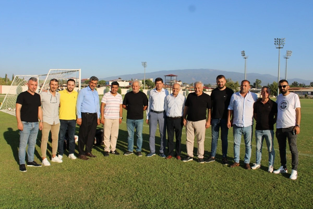 Başkan Özcan’dan Nazilli Belediyespor’a baklavalı ziyaret