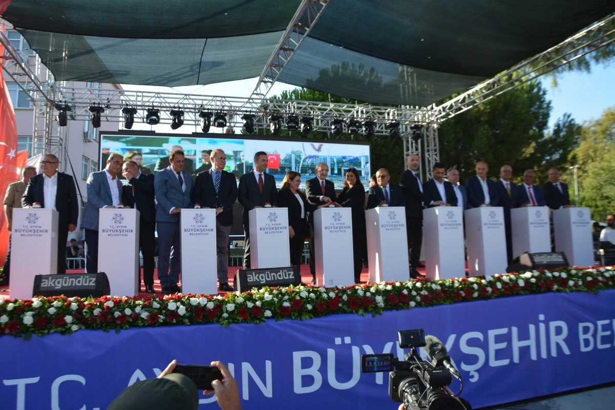 CHP Genel Başkanı Kılıçdaroğlu, Söke’de toplu temel atma törenine katıldı