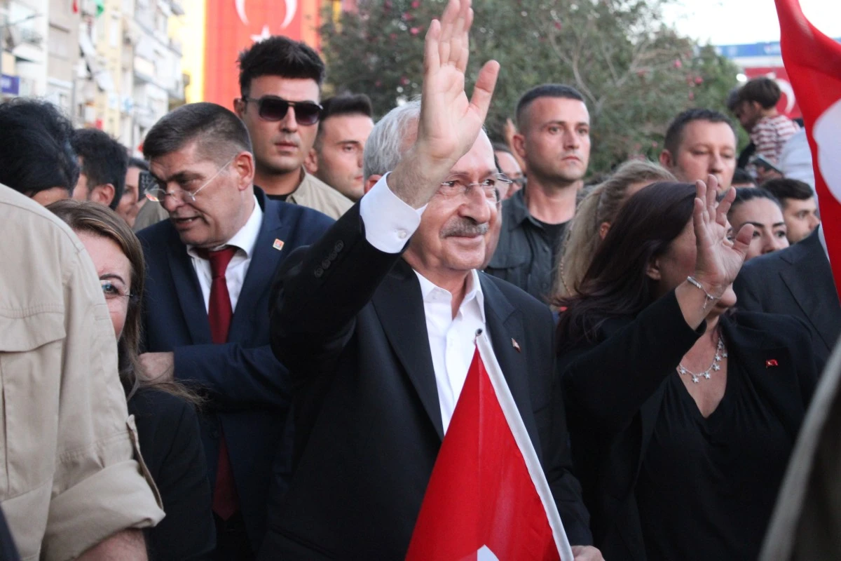 CHP Lideri Kılıçdaroğlu, Aydın’daki Zafer Yürüyüşü’ne katıldı