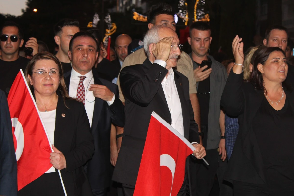 CHP Lideri Kılıçdaroğlu, Aydın’daki Zafer Yürüyüşü’ne katıldı